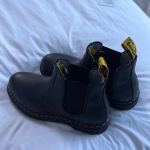 Doc Martin Chelsea Boots